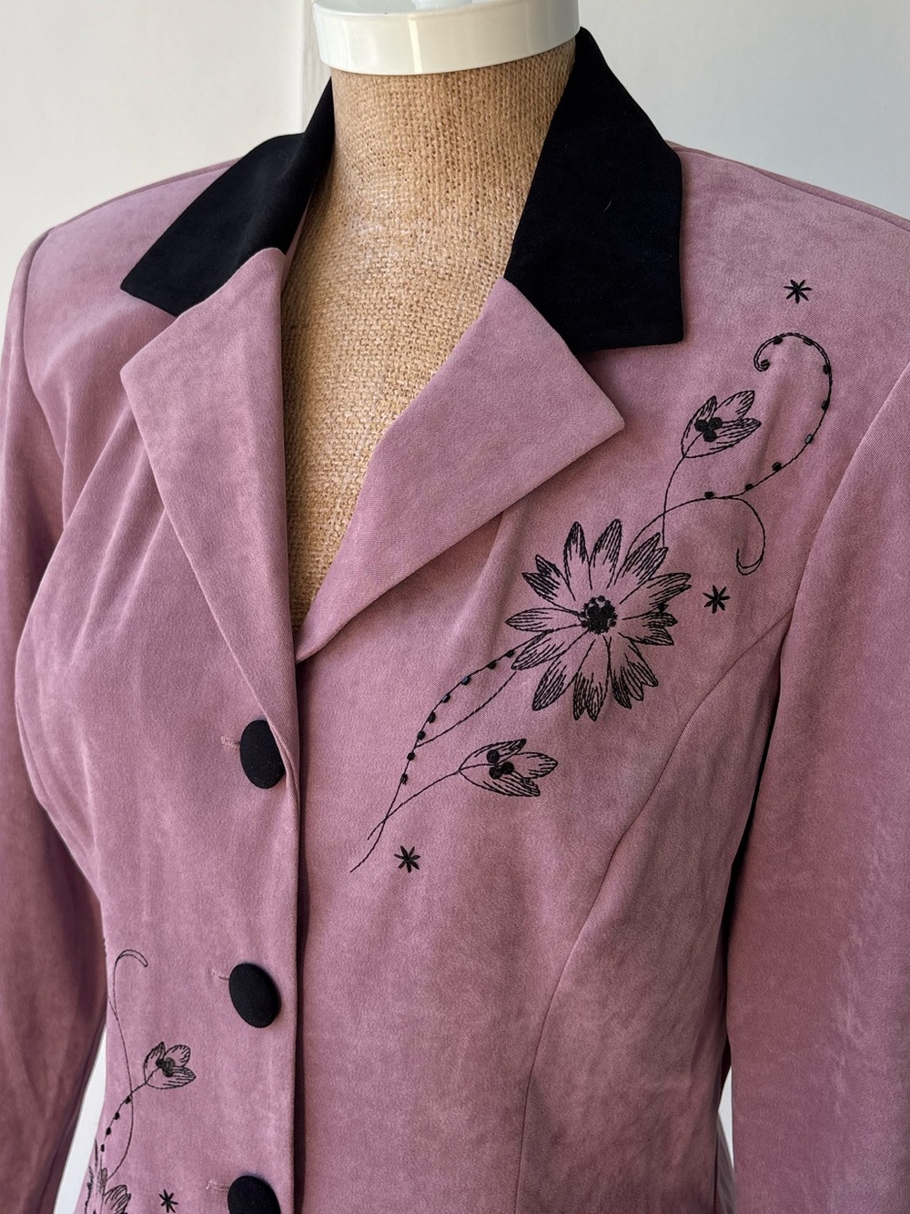 DressBarn Faux Suede Embroidered Floral Blazer Jacket Size 10